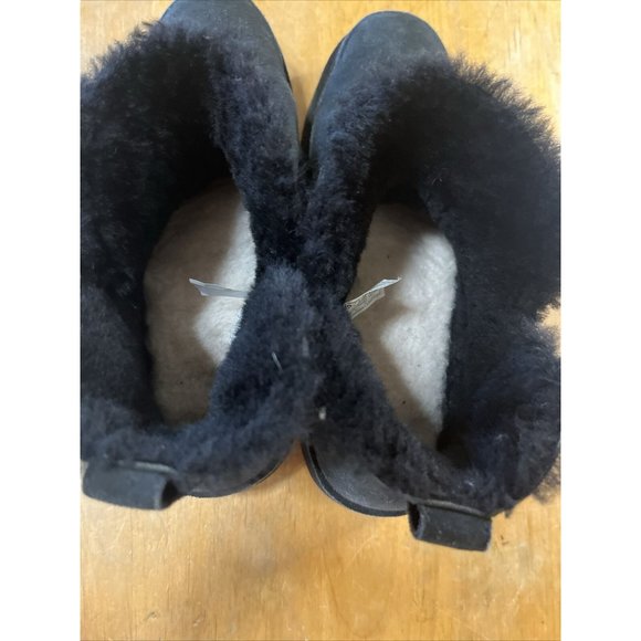 UGG Size 7 Melrose Ankle Booties Black Suede Sn 1103807 Shearling Lining - Picture 6 of 14